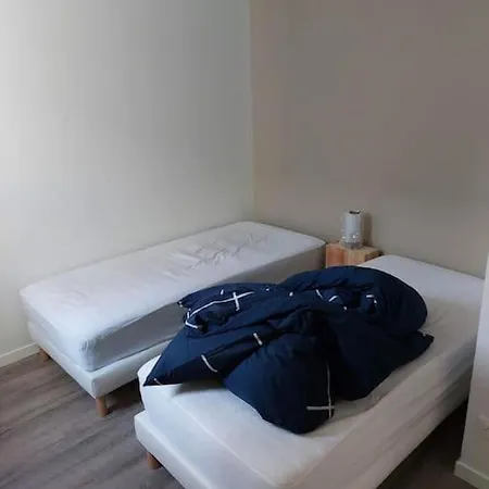 Apartment Ser2 , 2 Lits Simples, Wifi, Sweet *